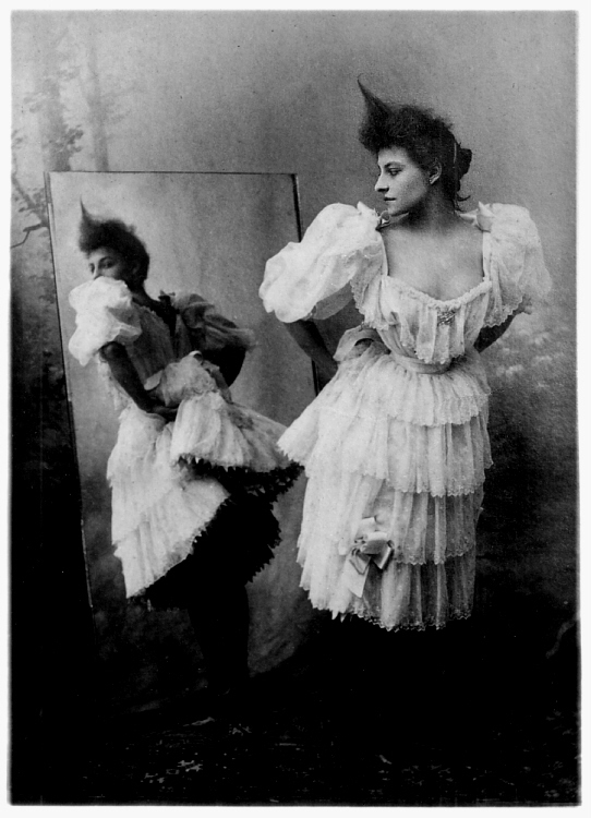 Polaire  Vers 1900